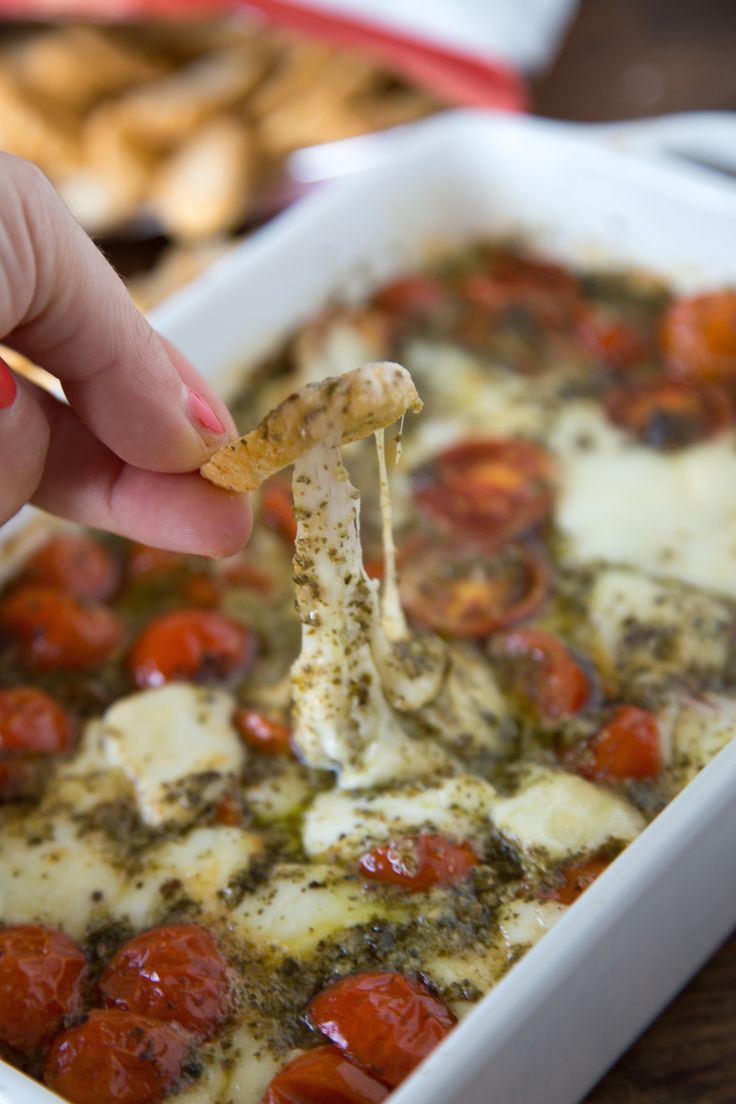 Dip caprese ||